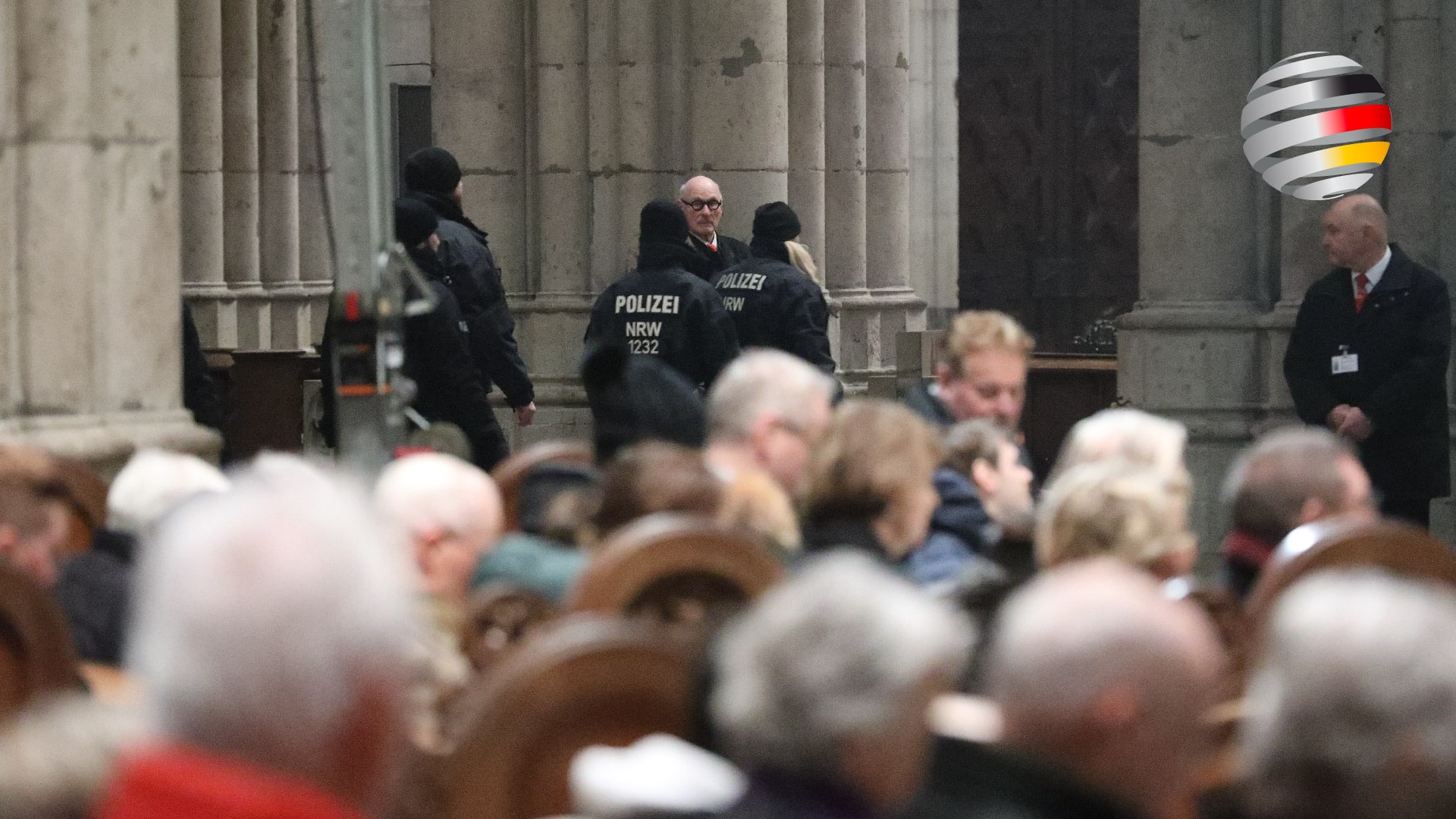 Nach Terrorwarnung gegen Kölner Dom: Christmesse unter Polizeischutz!