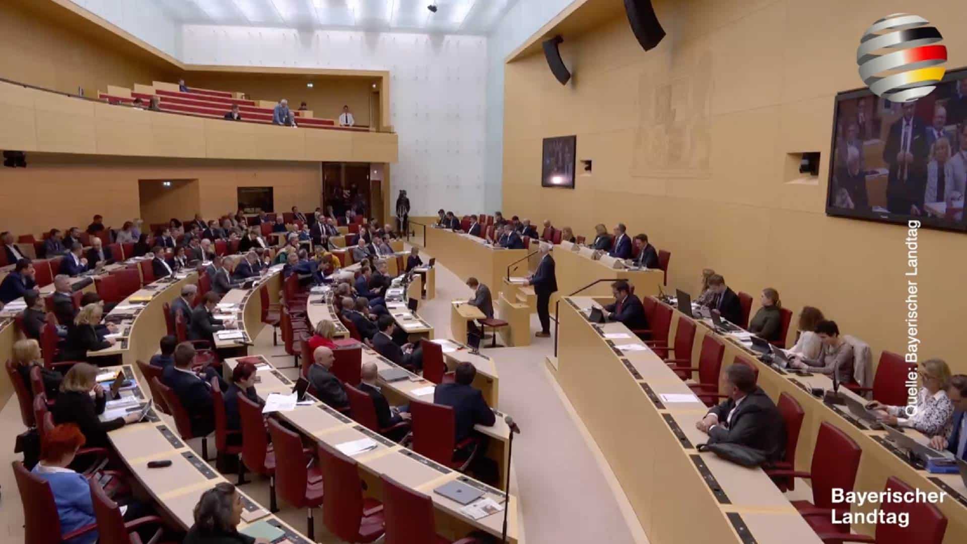 Bayern: Im Kampf gegen Heuchler, Amigos und Todesfahrer — Wie die AfD wirkt! Bayern: Im Kampf gegen Heuchler, Amigos und Todesfahrer — Wie die AfD wirkt!