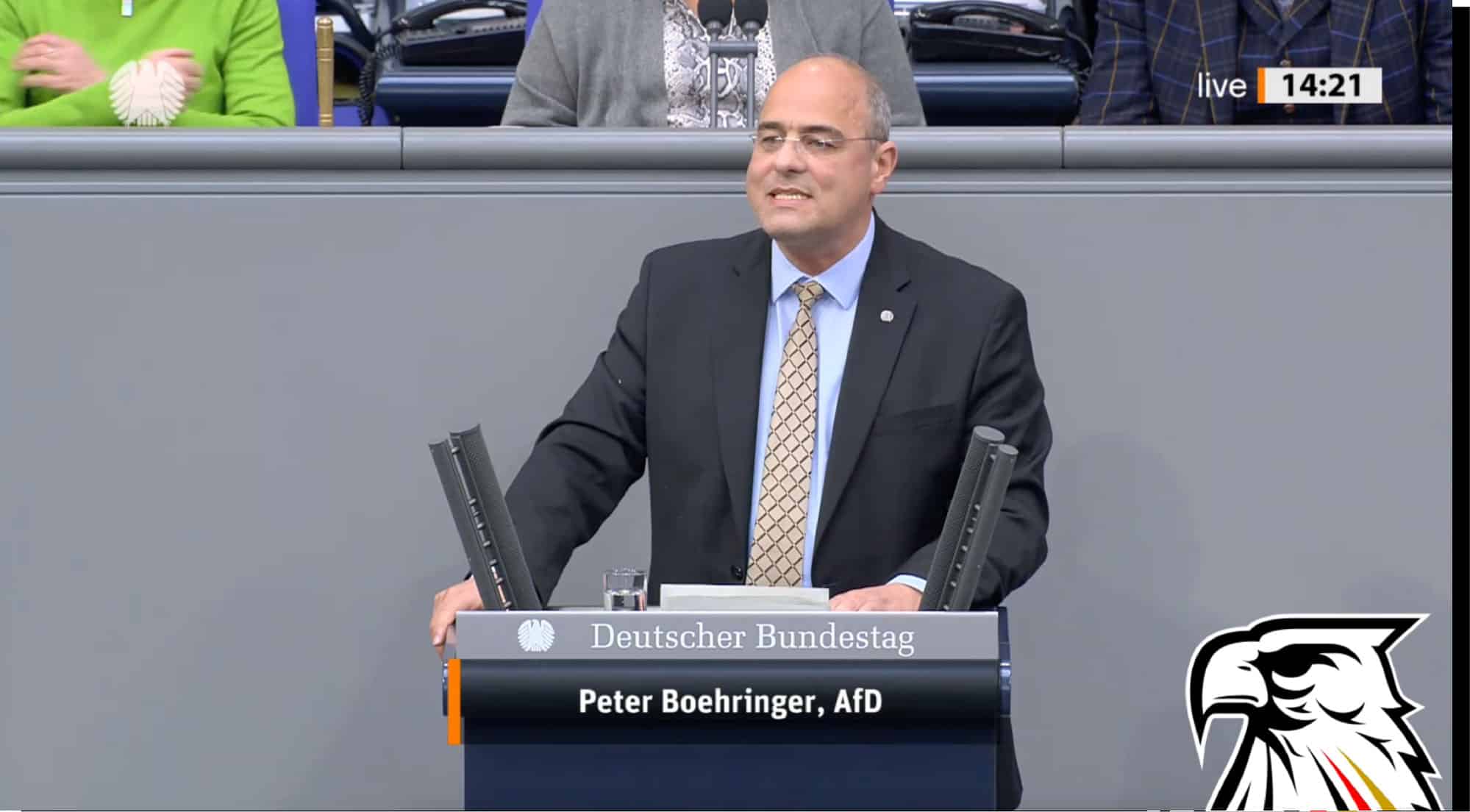 Peter Boehringer (AfD): „Herr Merz, Sie begehen den schnellsten und größten Wahlbetrug der deutschen Geschichte!“ Peter Boehringer (AfD): „Herr Merz, Sie begehen den schnellsten und größten Wahlbetrug der deutschen Geschichte!“