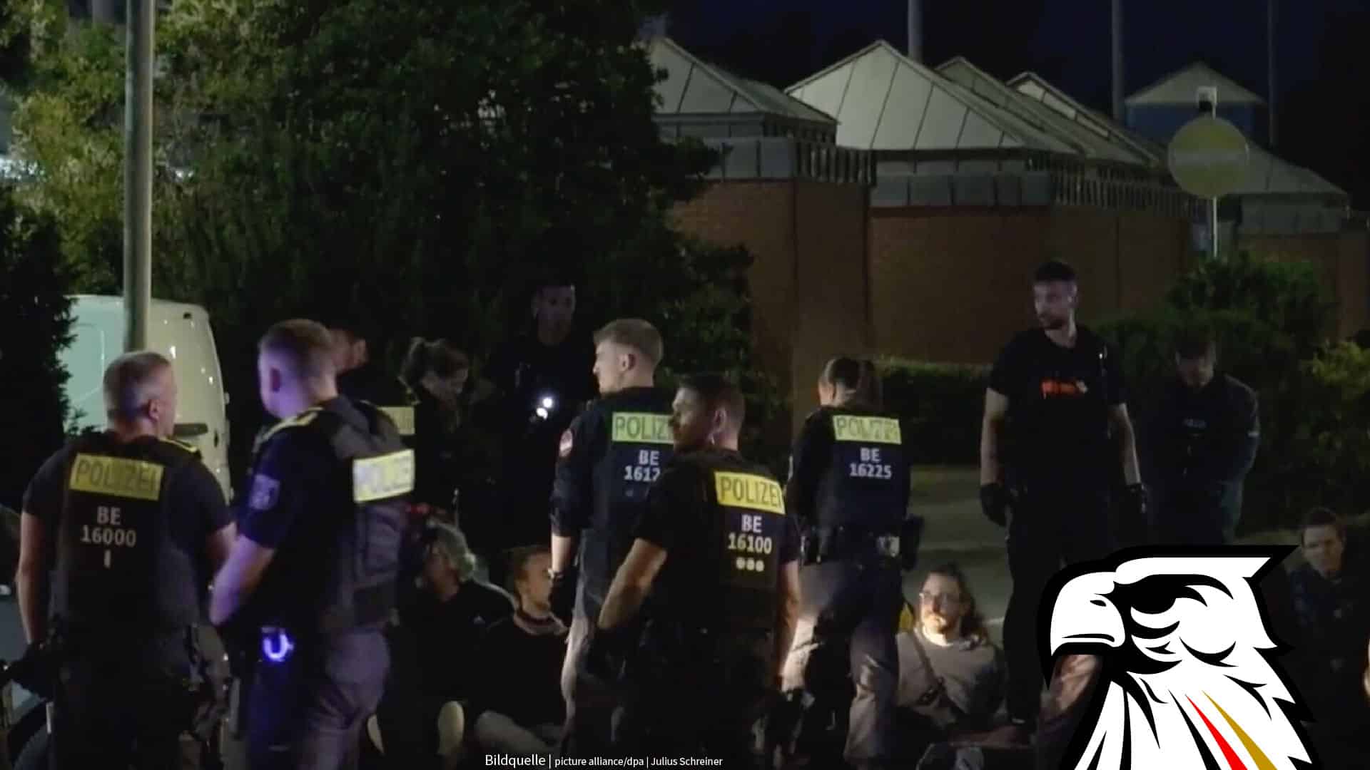 Aus „Letzte Generation“ wird „Neue Generation“: Klima-Kleber verüben Straftaten jetzt als „Antifa“-Kleber