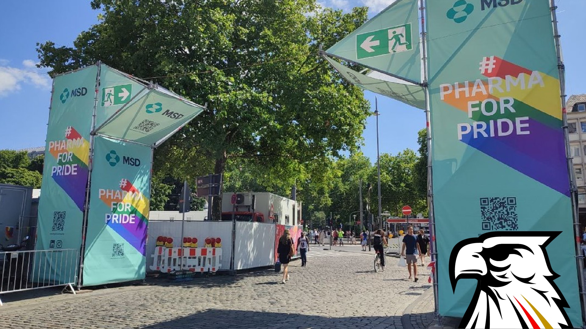 Pharmaindustrie zeigt Präsenz beim Kölner CSD: LGBTQ als Versuchslabor für „Transhumanismus“?